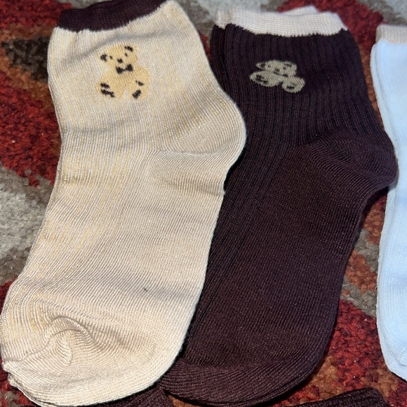 3 pairs of Teddy socks NIP set for buy now - Picture 2 of 4